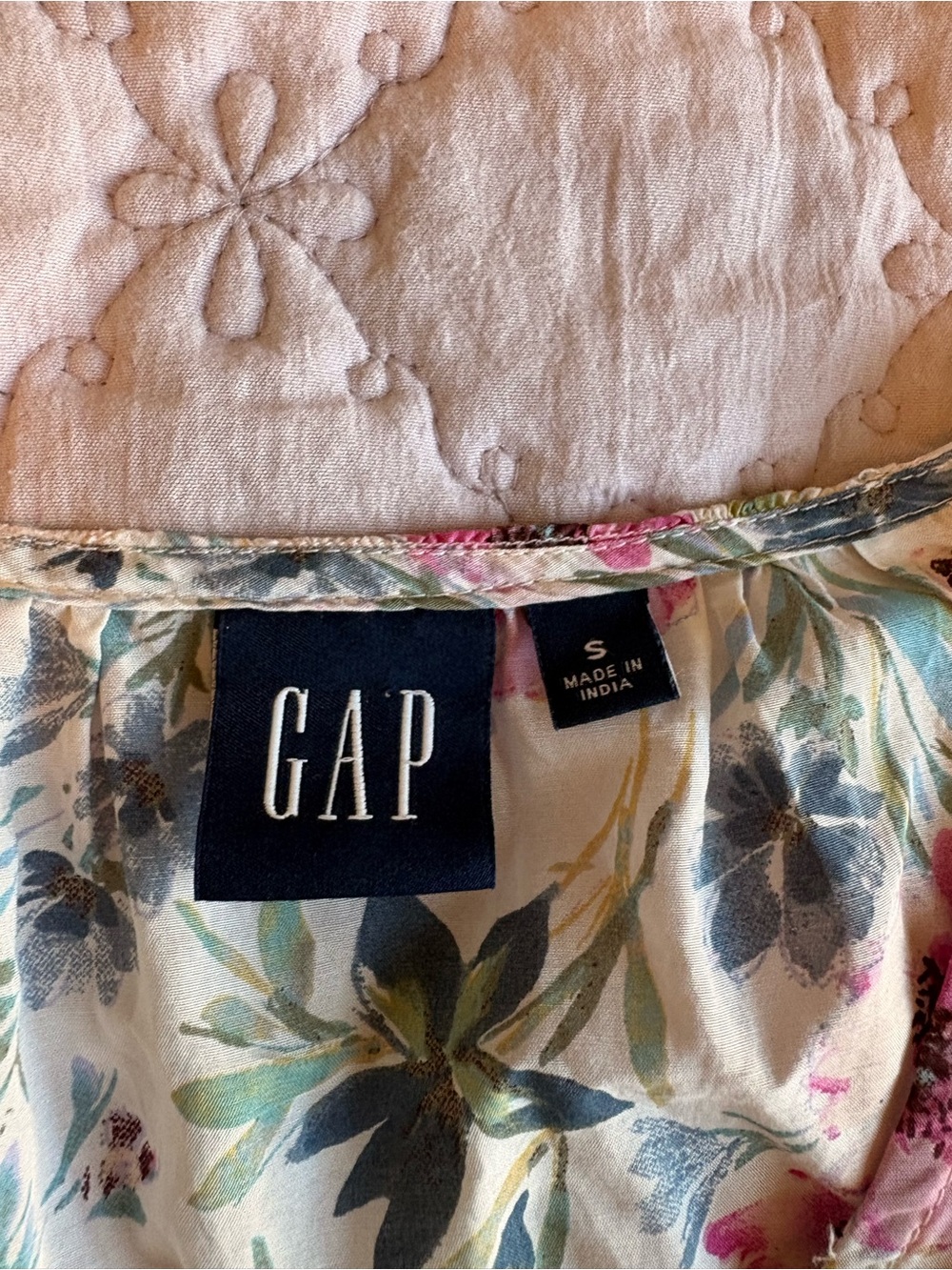 GAP Cream Floral Ruffle V-Neck Blouse with Pink & Yellow Flowers - Picture 3 of 5